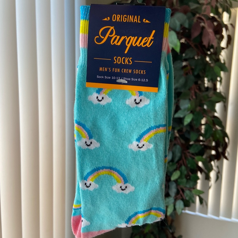 BRAND NWT Parquet Rainbow Cloud Crew Socks